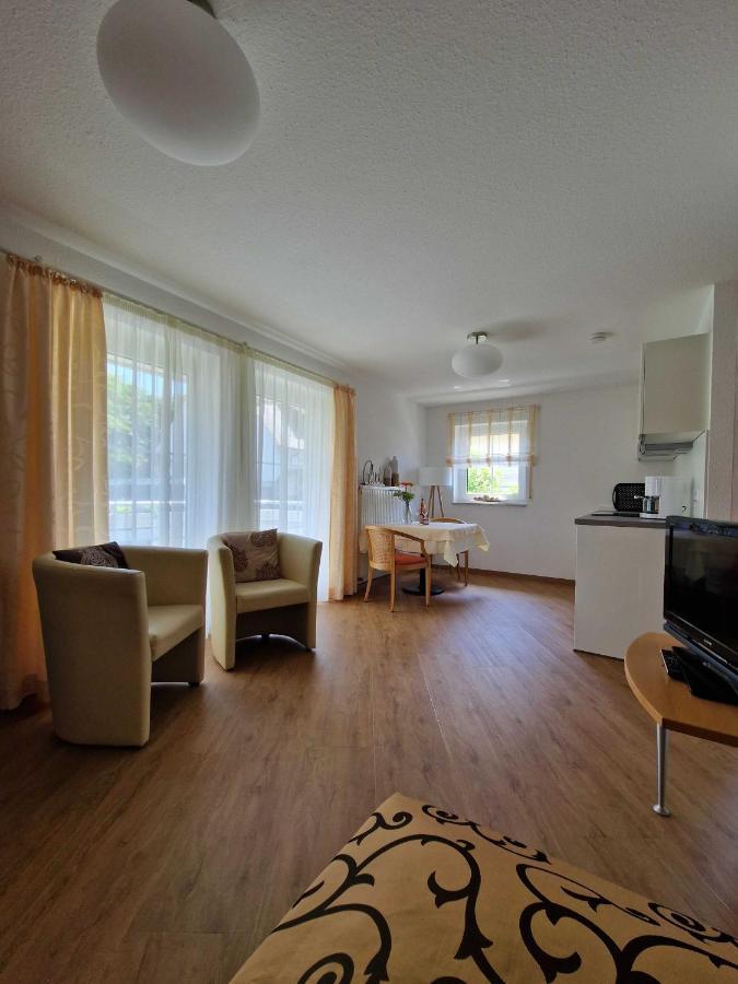 Im Winkel Appartements Und Zimmer ลังเงนาร์เงน ภายนอก รูปภาพ