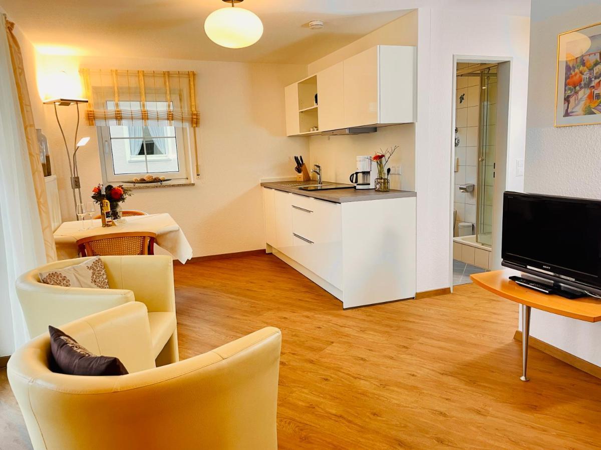 Im Winkel Appartements Und Zimmer ลังเงนาร์เงน ภายนอก รูปภาพ